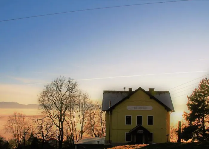 Alte Volksschule - Schual In Gradne Apartament *